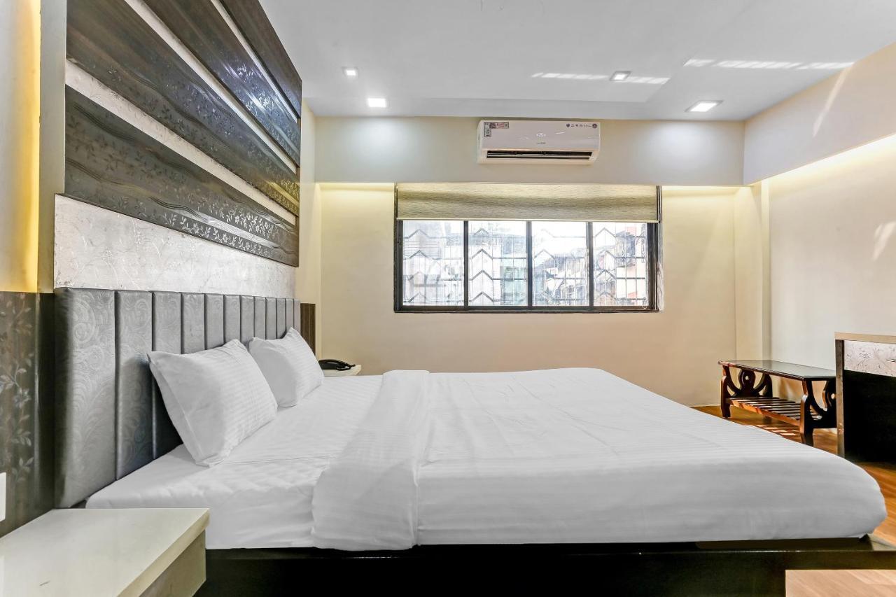 Oyo Flagship 83396 Hotel Vinyasa Residency מומביי מראה חיצוני תמונה