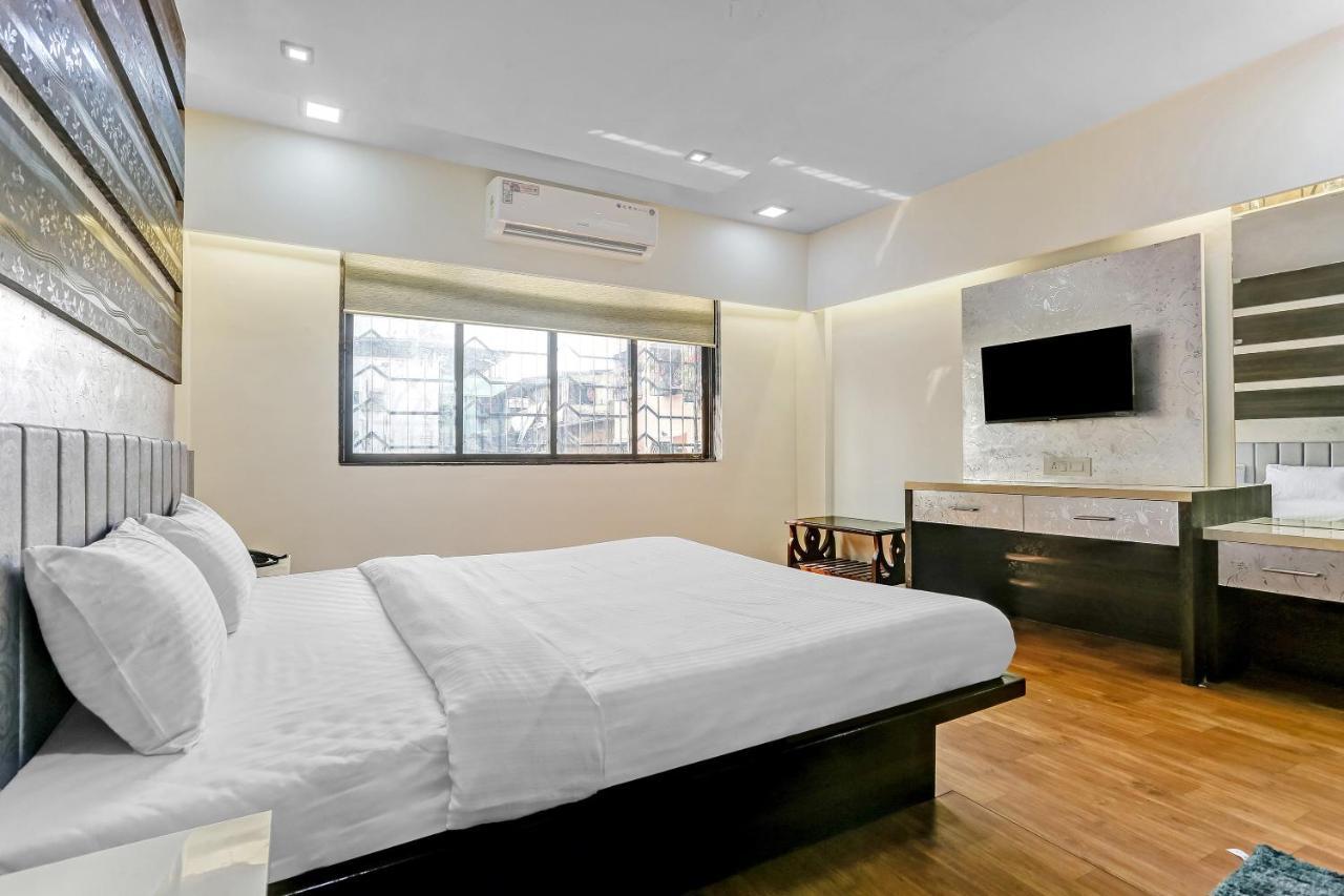 Oyo Flagship 83396 Hotel Vinyasa Residency מומביי מראה חיצוני תמונה